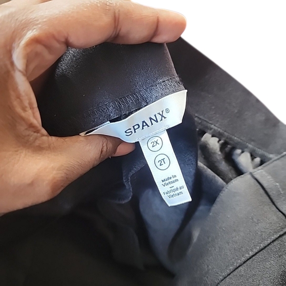 Spanx Black High Rise Trouser Pants. Size 2xl - Picture 2 of 5
